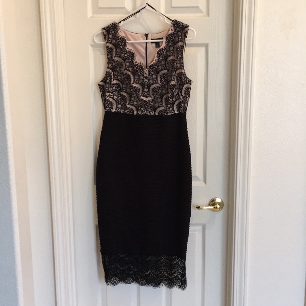 Black lace bodycon dress